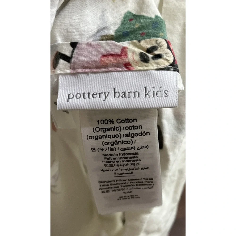 Pottery Barn Kids Disney Holiday Mickey & Friends Organic Percale Std Pillowcase